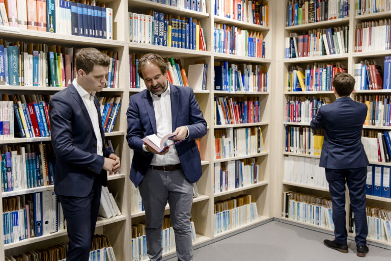 Beitragsbild für Publikationen