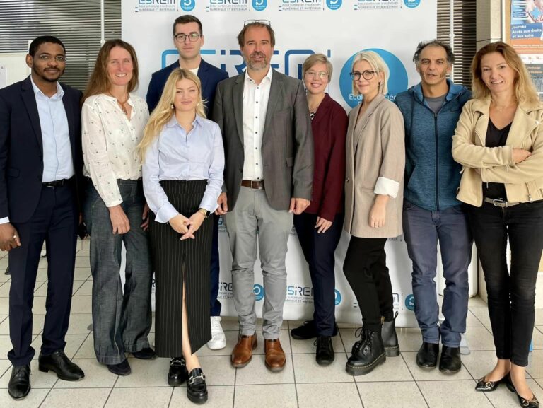 Internationaler Austausch: Besuch bei ESIREM in Frankreich