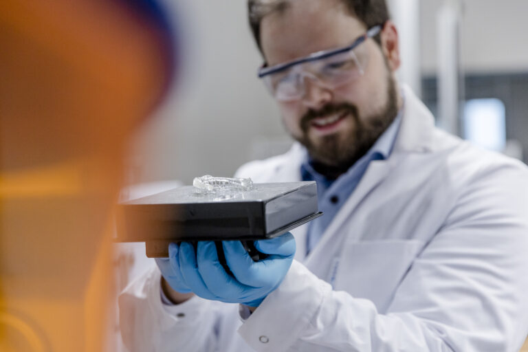 Flüssigphasenbasierte Prozesse