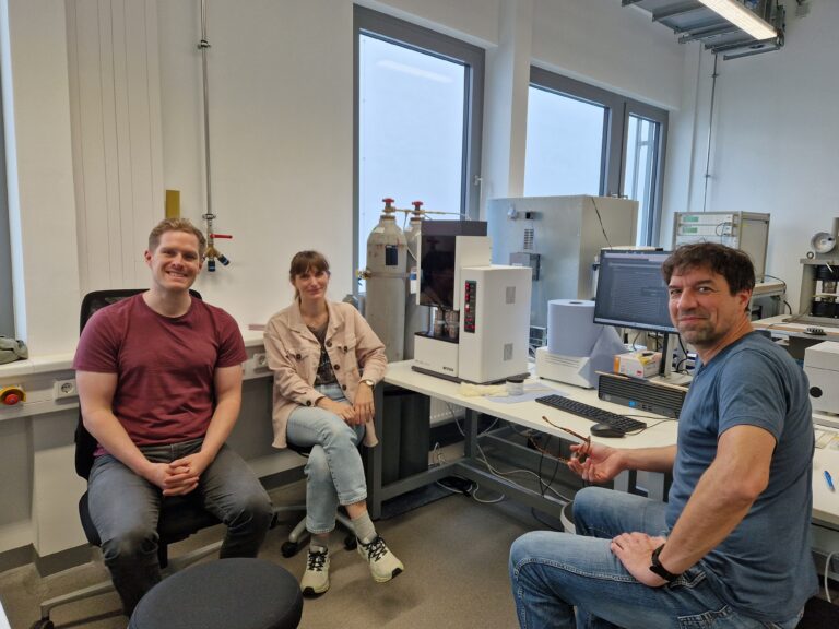 Neues Gerät für die Temperaturleitfähigkeit